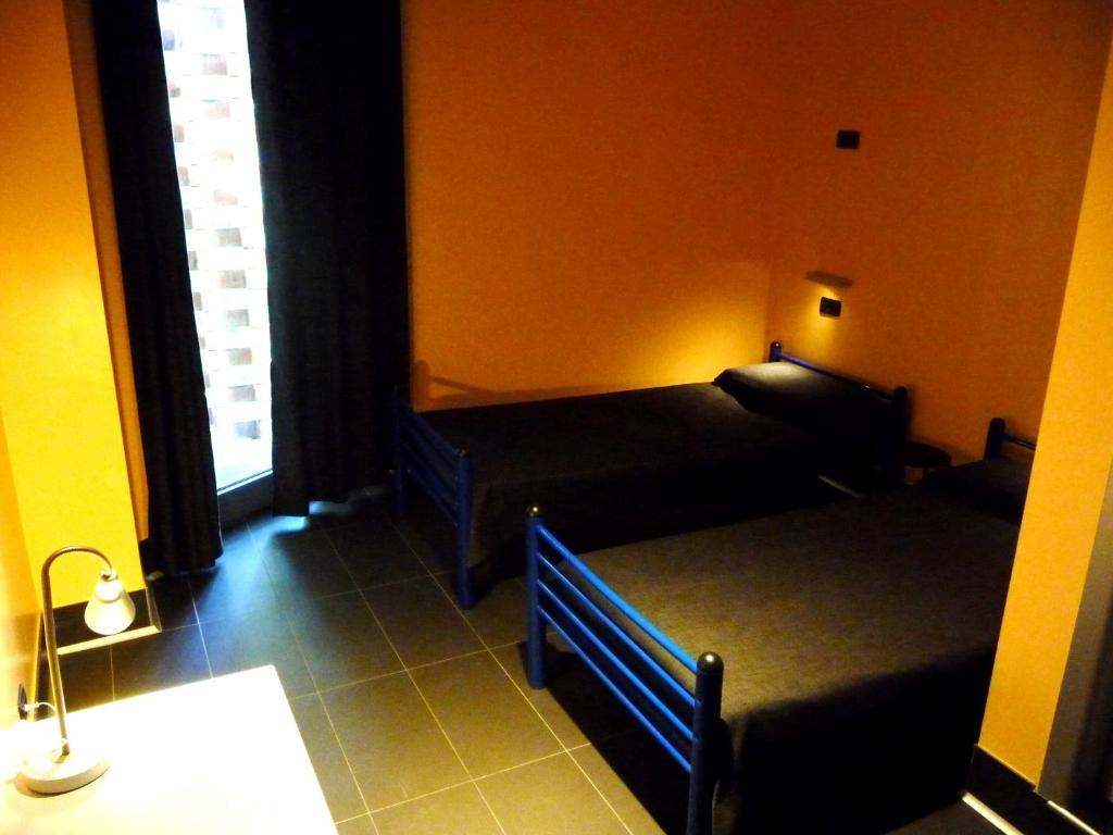 Ostello Aig Piero Rotta Milan Chambre photo